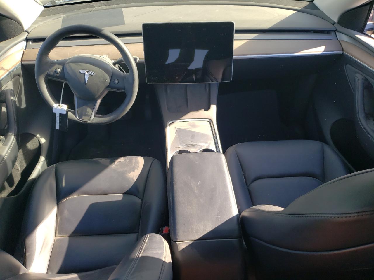 2024 Tesla Model Y VIN: 7SAYGDEE4RF106849 Lot: 90645705