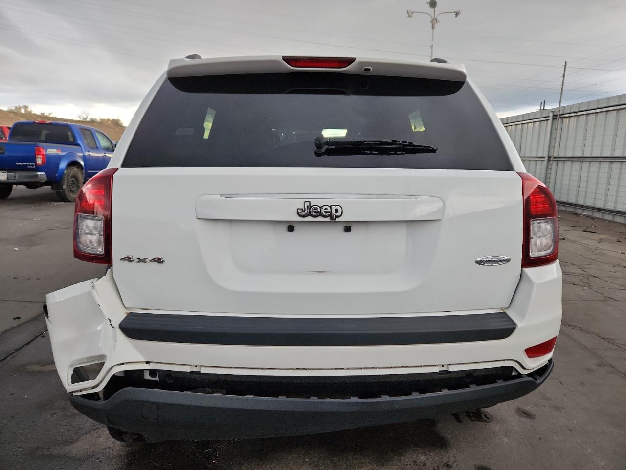 2016 Jeep Compass Latitude VIN: 1C4NJDEB0GD781528 Lot: 90315665