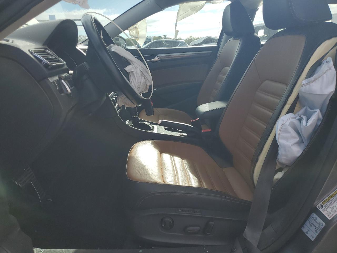 2018 Volkswagen Passat Sel Premium VIN: 1VWCA7A35JC032287 Lot: 85483145