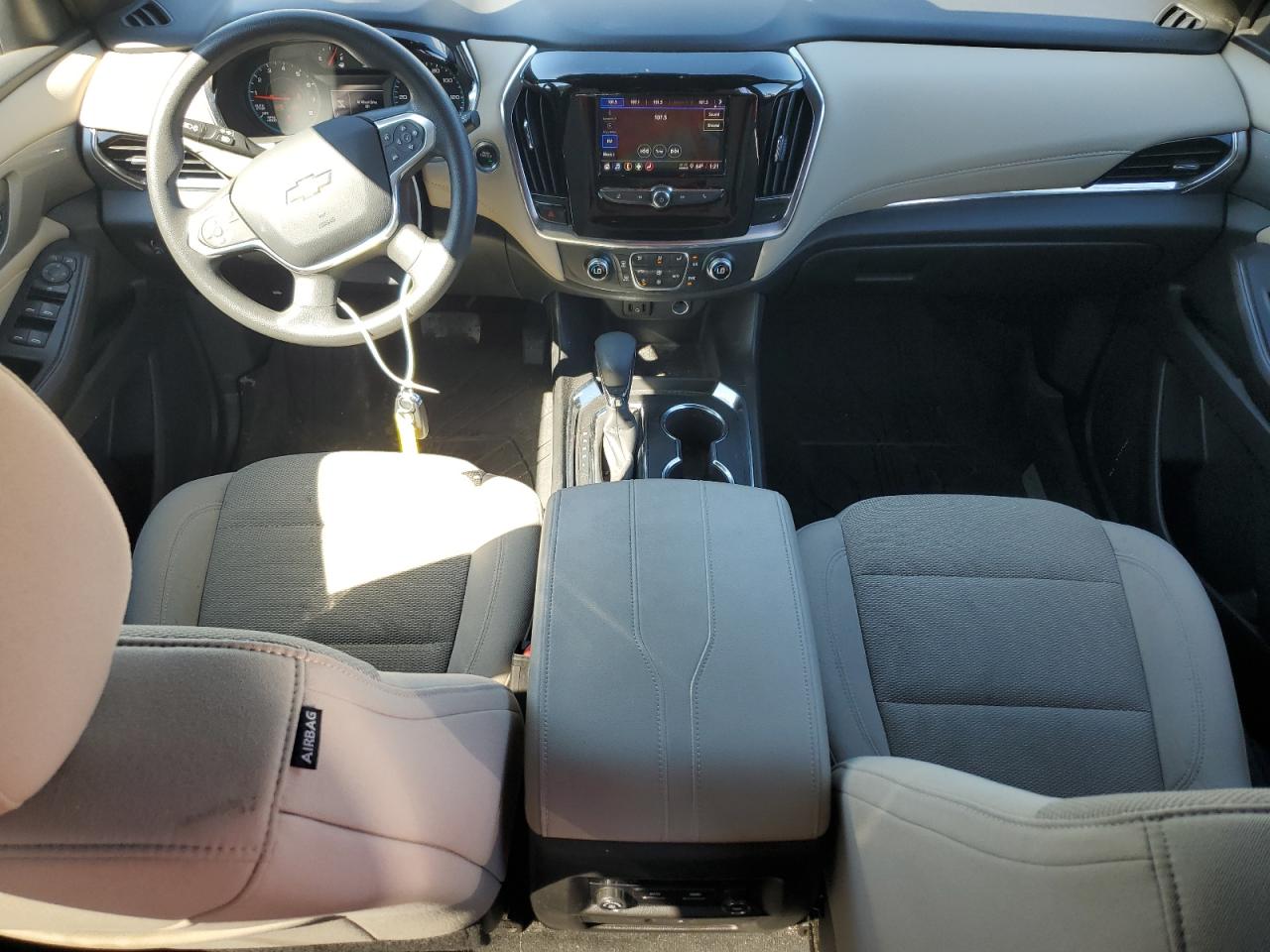 2022 Chevrolet Traverse Ls VIN: 1GNEVFKW3NJ100730 Lot: 81969355