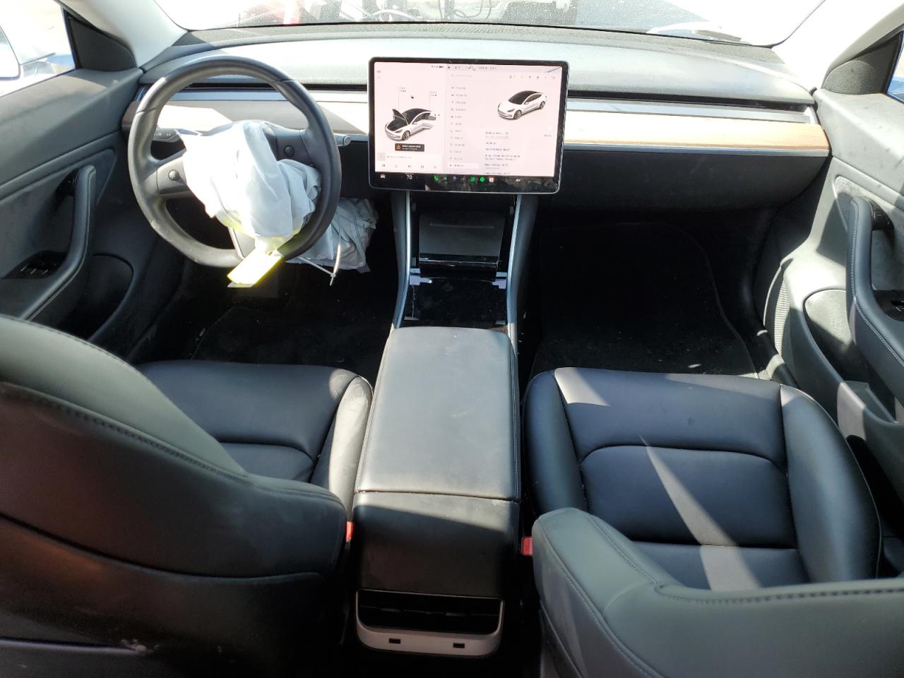 2018 Tesla Model 3 VIN: 5YJ3E1EB7JF084271 Lot: 85590185