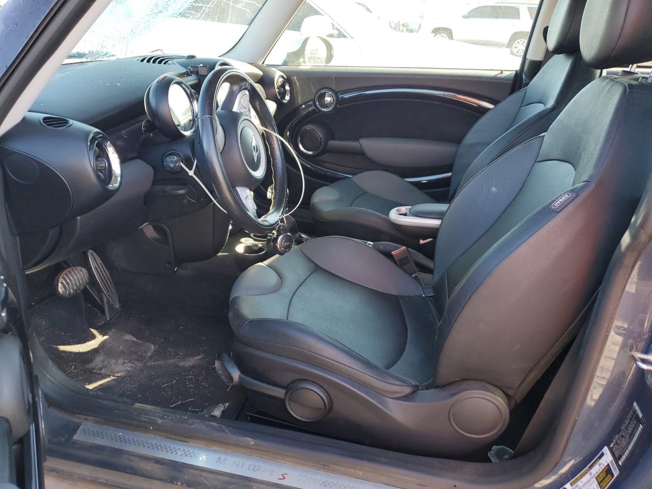 2009 Mini Cooper S VIN: WMWMF73599TW86001 Lot: 89833235