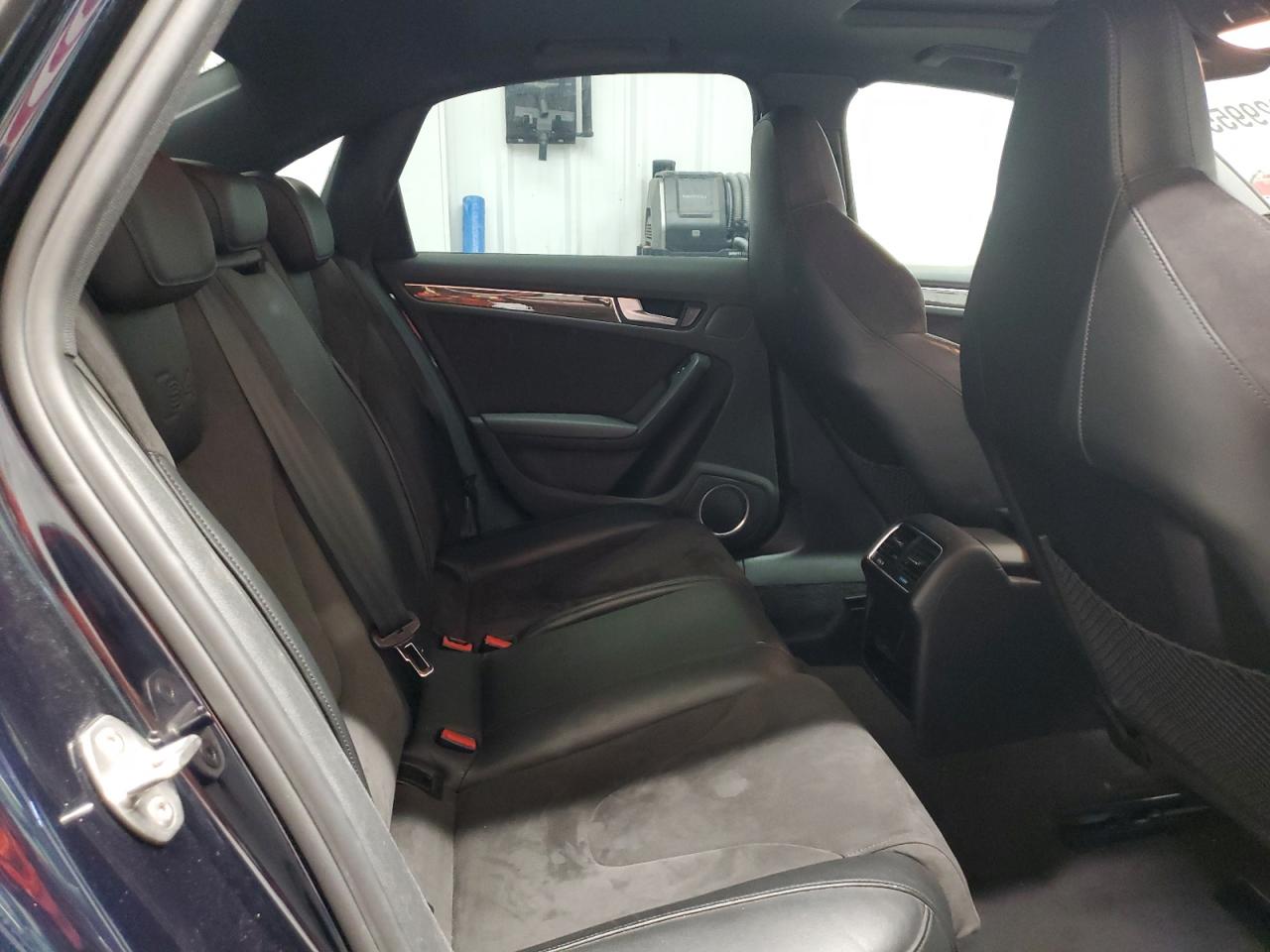 2010 Audi S4 Premium Plus VIN: WAUDGAFL2AA095724 Lot: 90329955