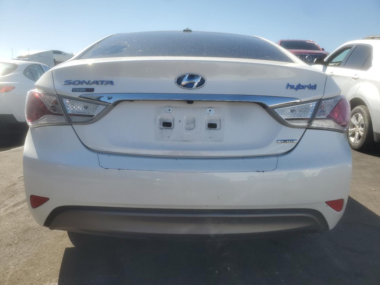 2015 Hyundai Sonata Hybrid VIN: KMHEC4A49FA121419 Lot: 84250425