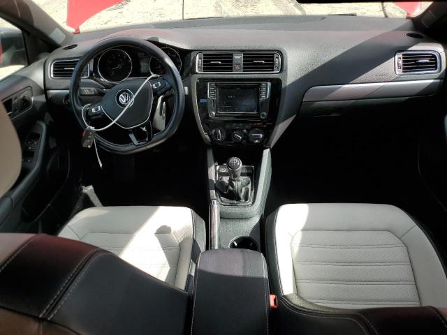  VOLKSWAGEN JETTA 2016 Красный