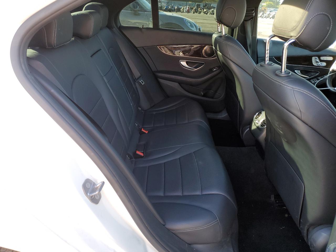 2018 Mercedes-Benz C 300 VIN: WDDWF4JB5JR413387 Lot: 90620595