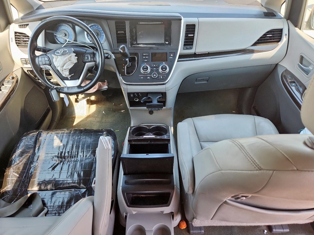 2016 Toyota Sienna Xle VIN: 5TDYK3DC0GS700658 Lot: 85913805