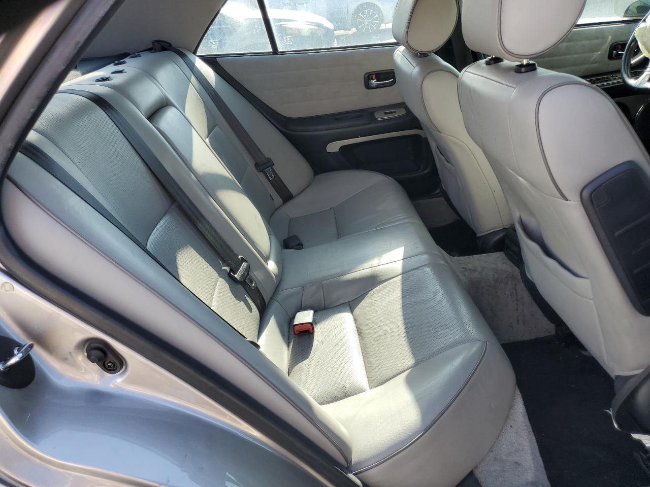 2003 Lexus Is 300 VIN: JTHBD192230075194 Lot: 85577605