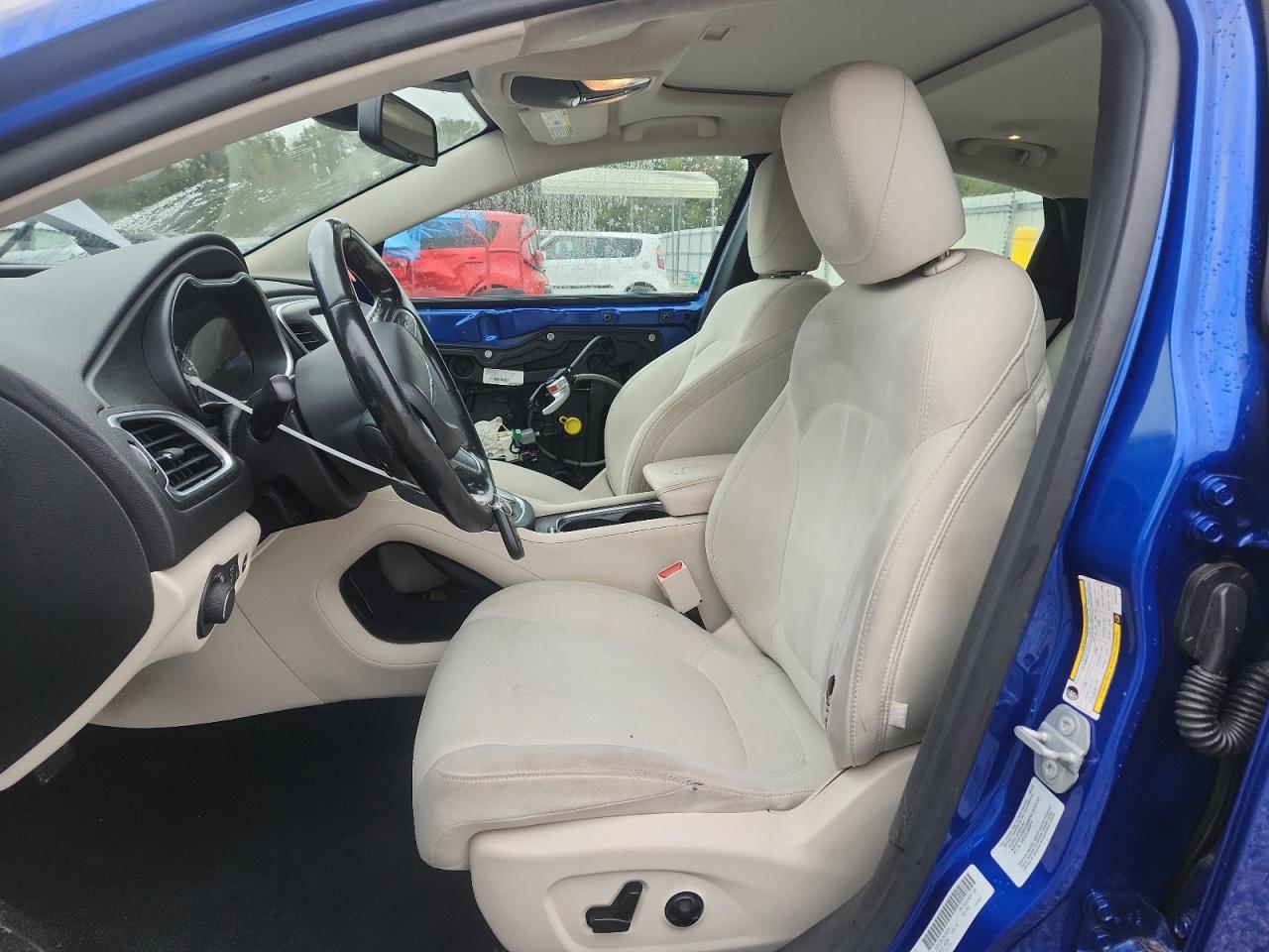 2016 Chrysler 200 Limited VIN: 1C3CCCAB1GN165370 Lot: 90274365