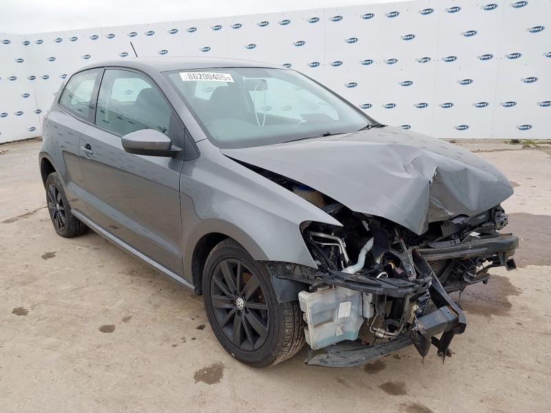2015 VOLKSWAGEN POLO SE 