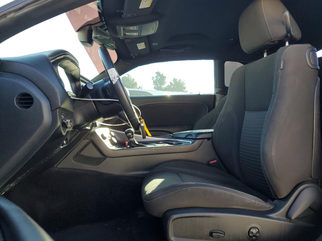 2018 Dodge Challenger Sxt VIN: 2C3CDZAG7JH321715 Lot: 85930925