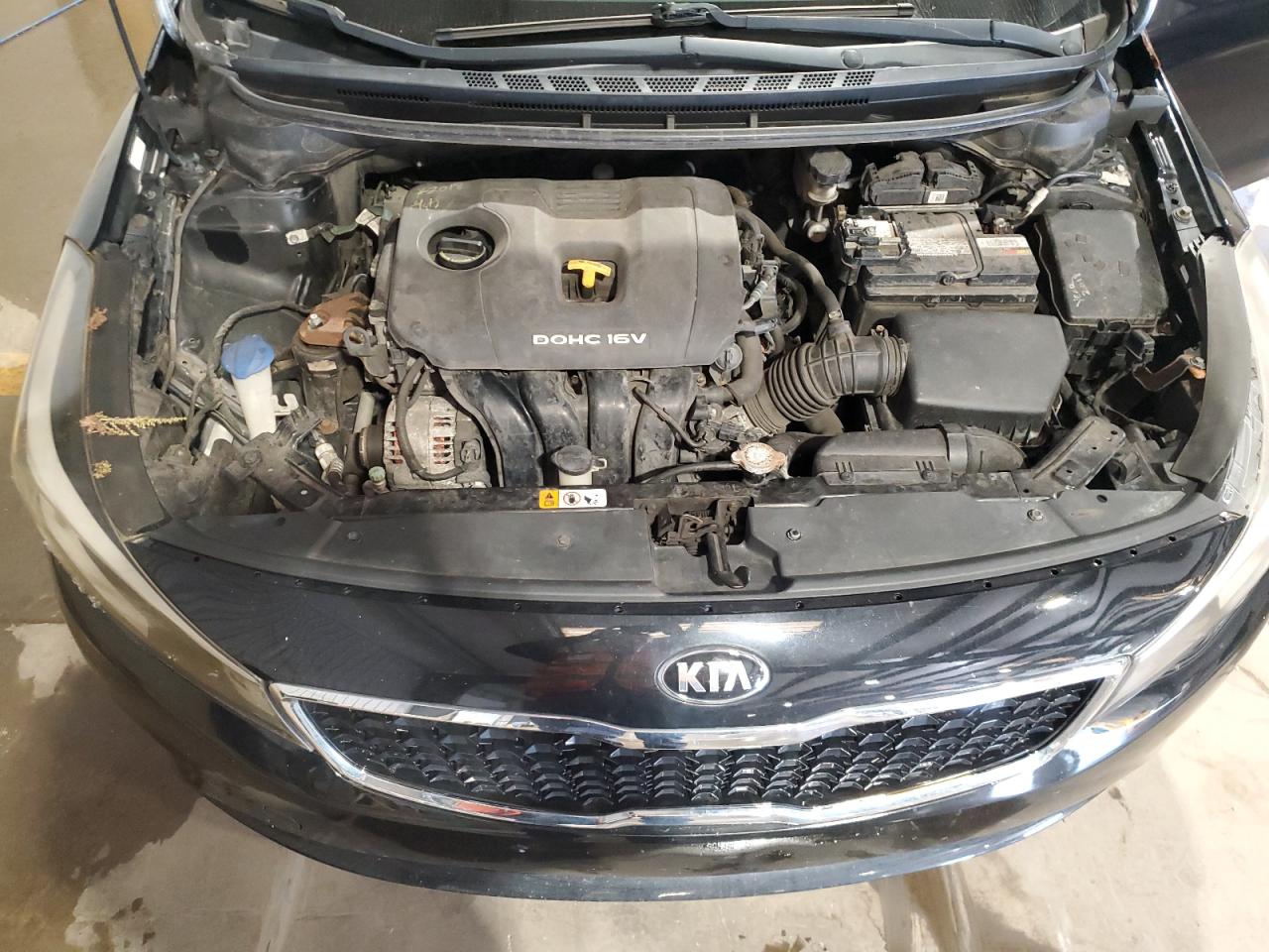 2018 Kia Forte Lx VIN: 3KPFL4A72JE258615 Lot: 81975325