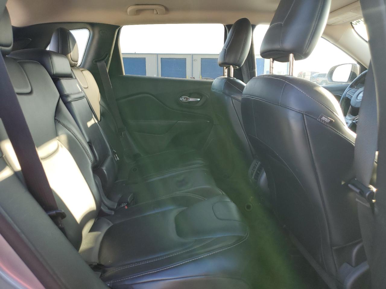 2016 Jeep Cherokee Limited VIN: 1C4PJLDB3GW165332 Lot: 89715145