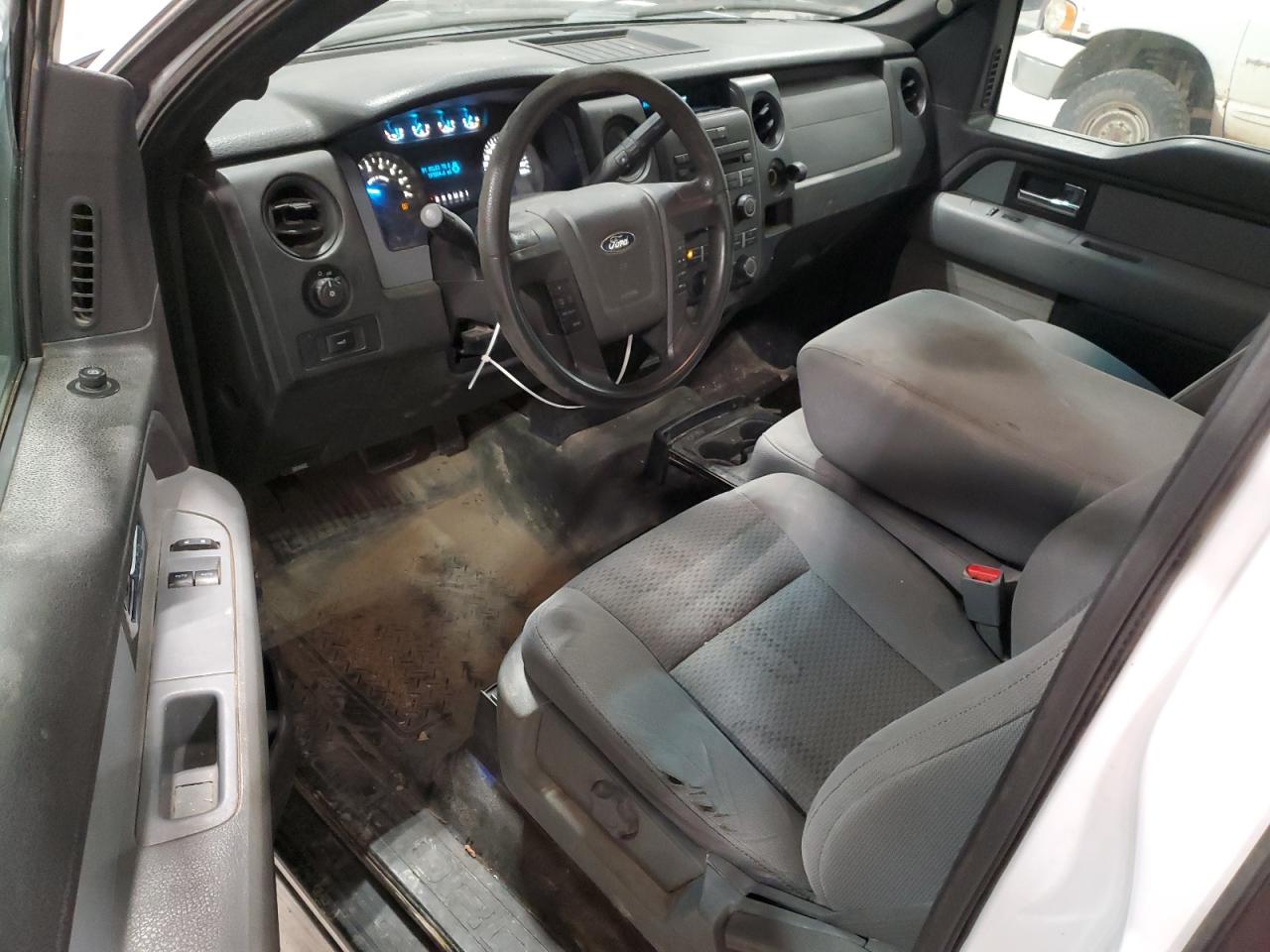 2014 Ford F150 VIN: 1FTMF1CM3EKG20311 Lot: 85870285