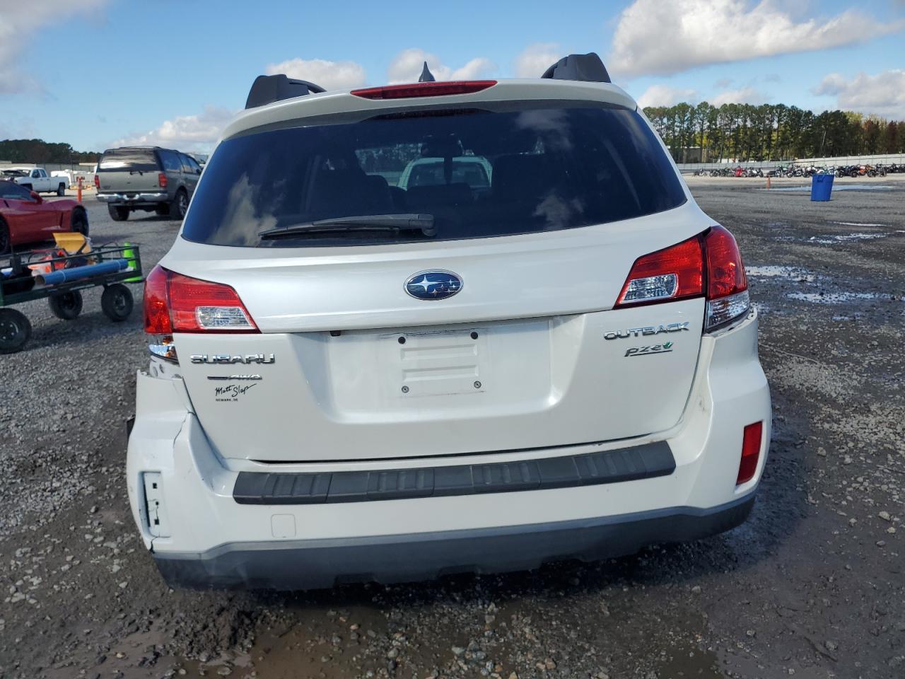 2014 Subaru Outback 2.5I Limited VIN: 4S4BRBMC4E3311074 Lot: 90081935