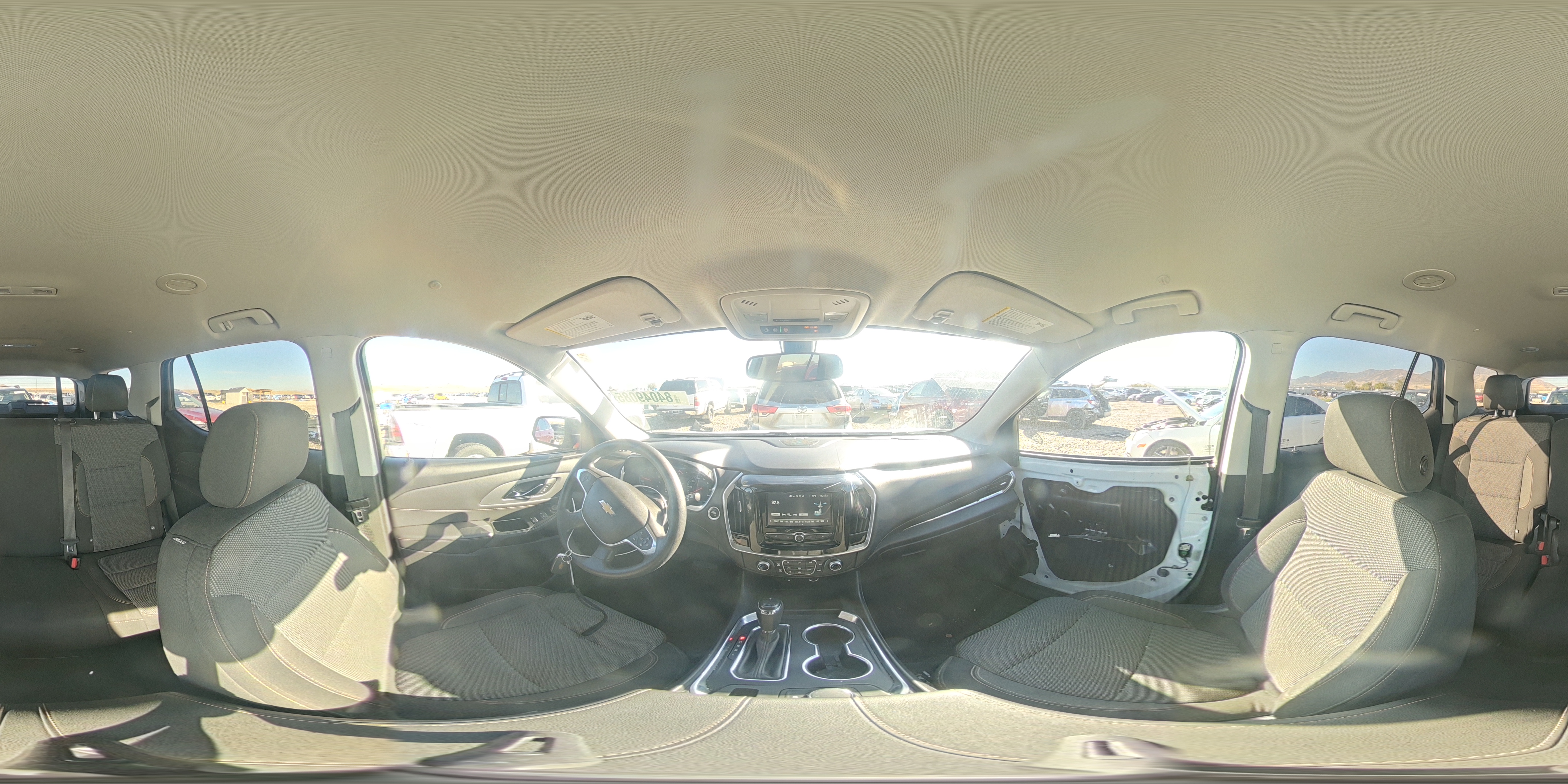 2019 Chevrolet Traverse Ls VIN: 1GNEVLKW8KJ131692 Lot: 84049085