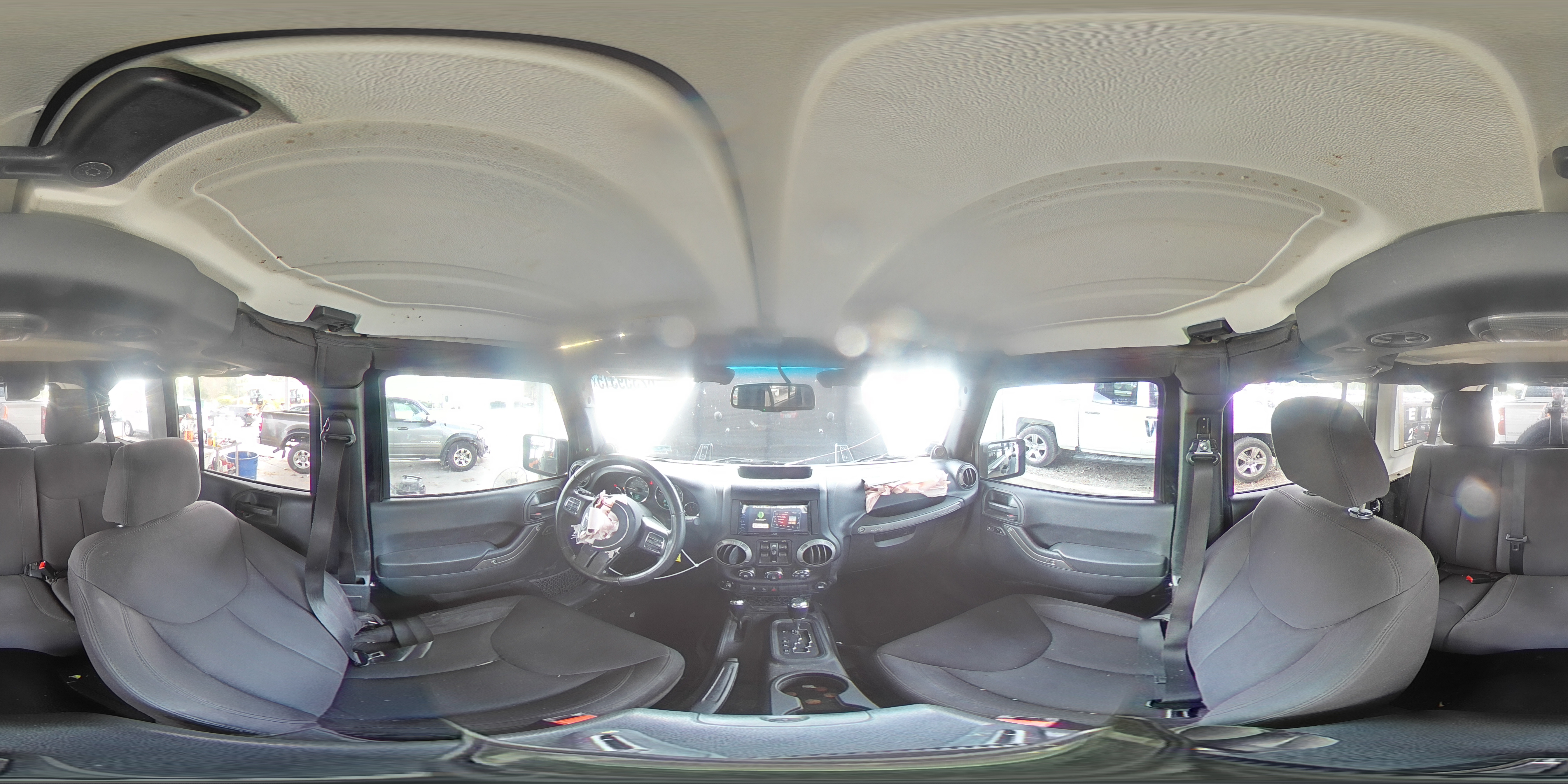 2014 Jeep Wrangler Unlimited Sport VIN: 1C4BJWDG1EL268822 Lot: 82359315