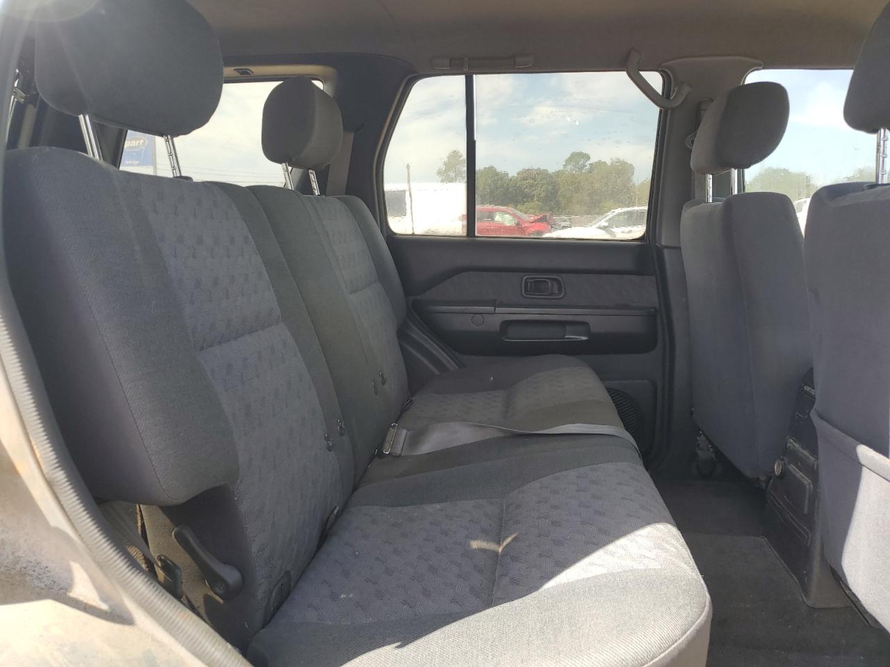 1998 Nissan Pathfinder Xe VIN: JN8AR05S1WW286925 Lot: 84232215