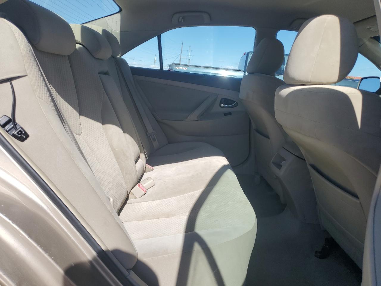 2009 Toyota Camry Base VIN: 4T1BE46K29U886852 Lot: 85835225