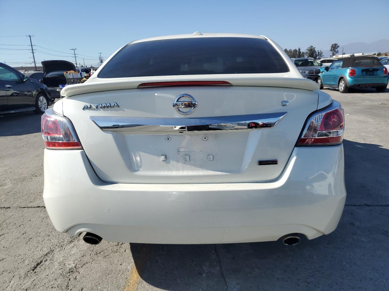 2015 Nissan Altima 2.5 VIN: 1N4AL3AP1FC463237 Lot: 85923355