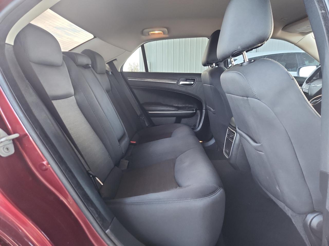 2021 Chrysler 300 Touring VIN: 2C3CCAAG3MH505302 Lot: 90369255