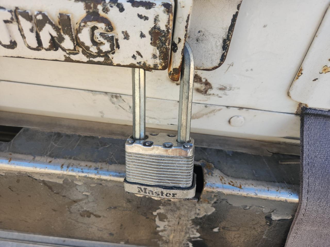 2019 Ford E350 Box Truck VIN: 1FDWE3FSXKDC12577 Lot: 86101305