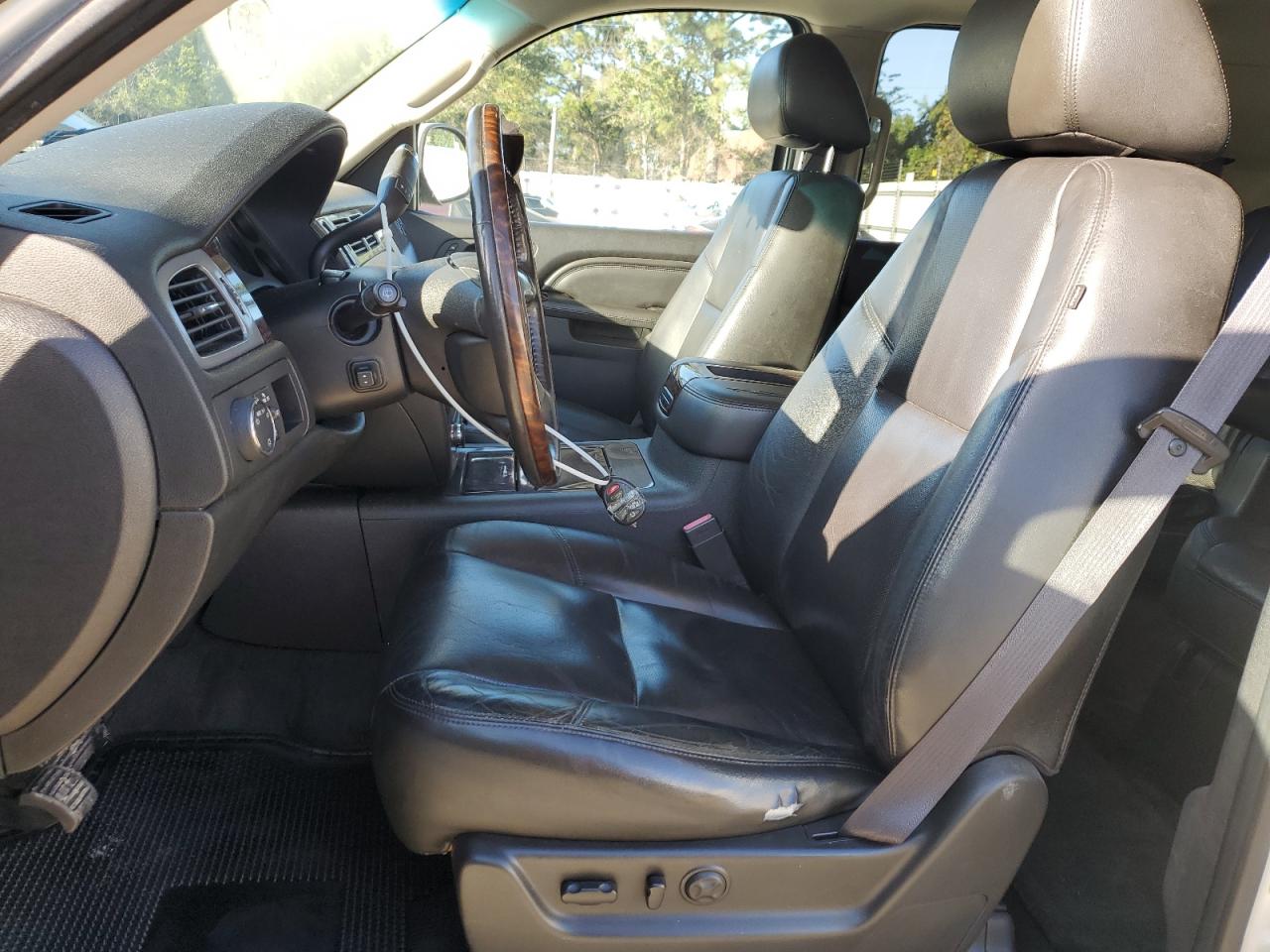 2011 GMC Yukon Denali VIN: 1GKS2EEF8BR316777 Lot: 82211855