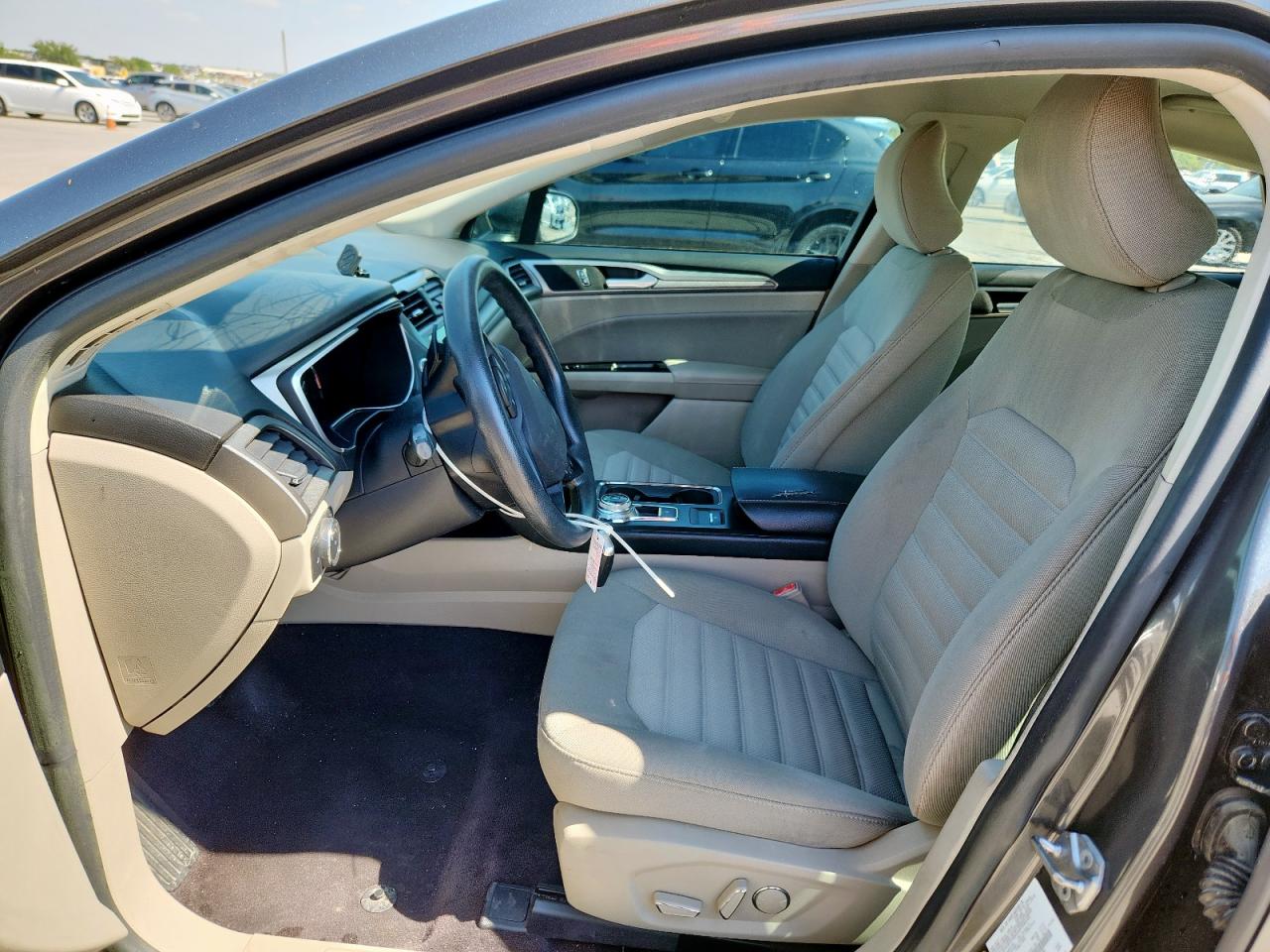 2017 Ford Fusion Se VIN: 3FA6P0HD7HR321998 Lot: 84626455