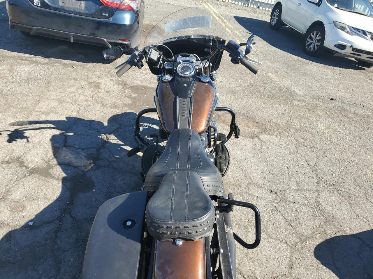 2019 Harley-Davidson Flhcs VIN: 1HD1YBK25KB029555 Lot: 85886775