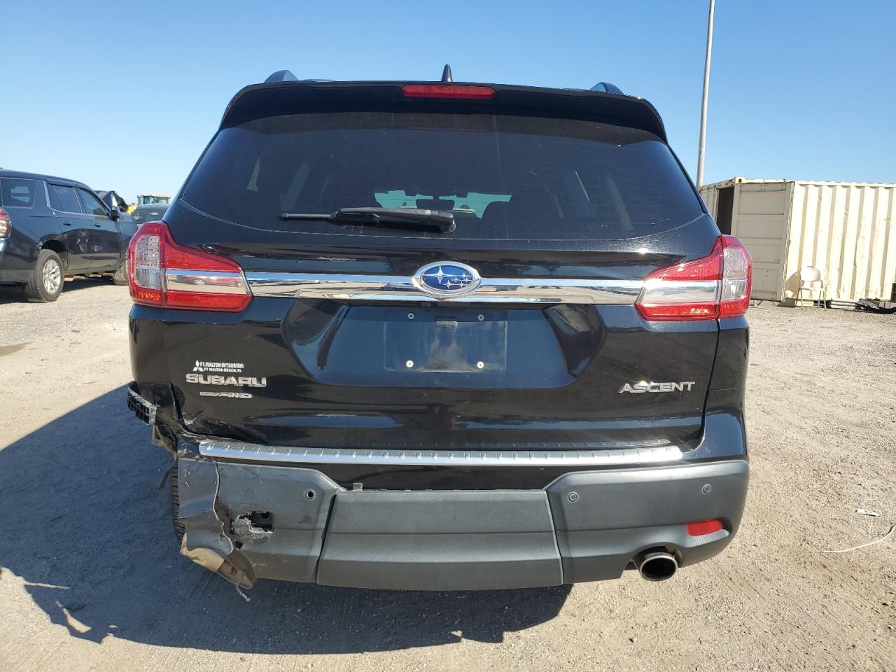 2021 Subaru Ascent Premium VIN: 4S4WMAFD8M3405828 Lot: 82303445