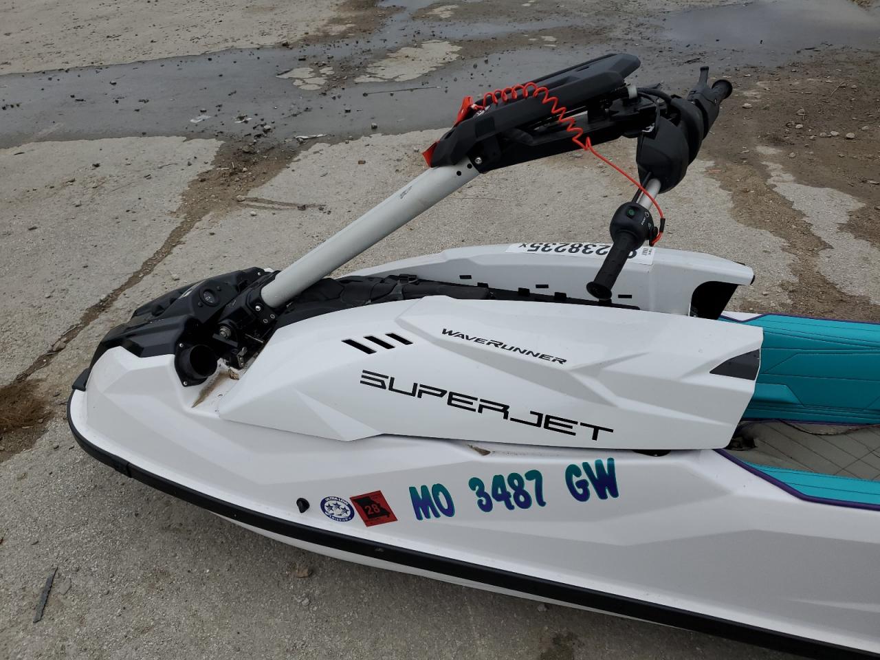 2022 Yamaha Jetski VIN: YAMH0145H122 Lot: 90238235