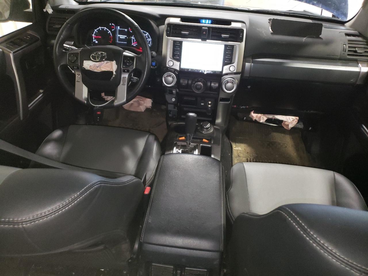 2024 Toyota 4Runner Sr5/Sr5 Premium VIN: JTENU5JR2R6248440 Lot: 85199535