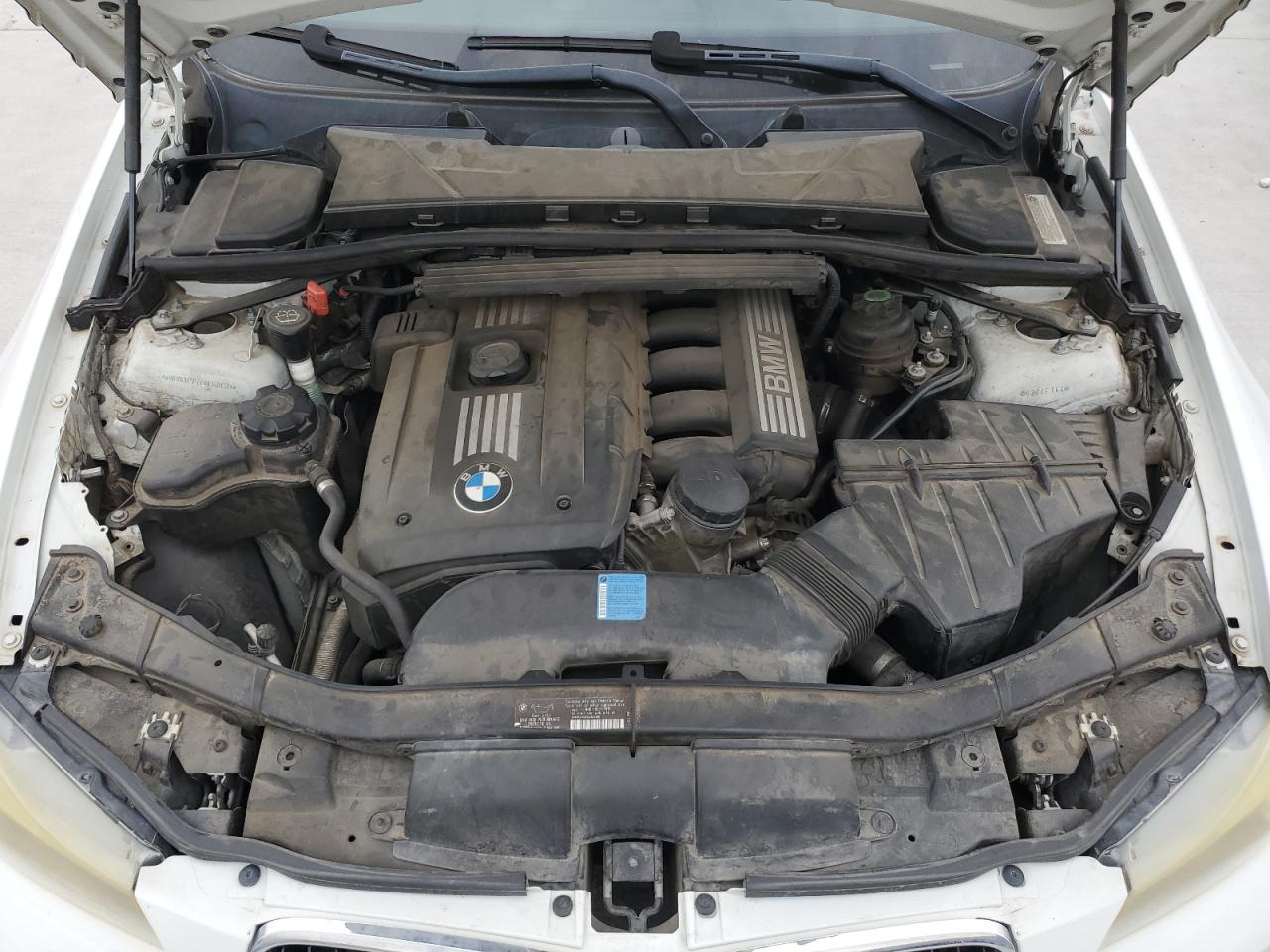 2009 BMW 328 I VIN: WBAPH77599NL82057 Lot: 86655535