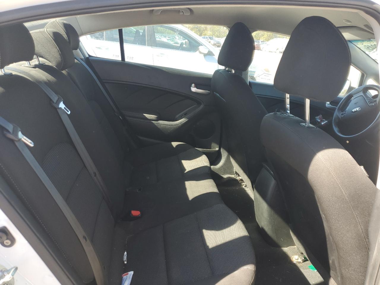 2018 Kia Forte Lx VIN: 3KPFK4A76JE229377 Lot: 89560945