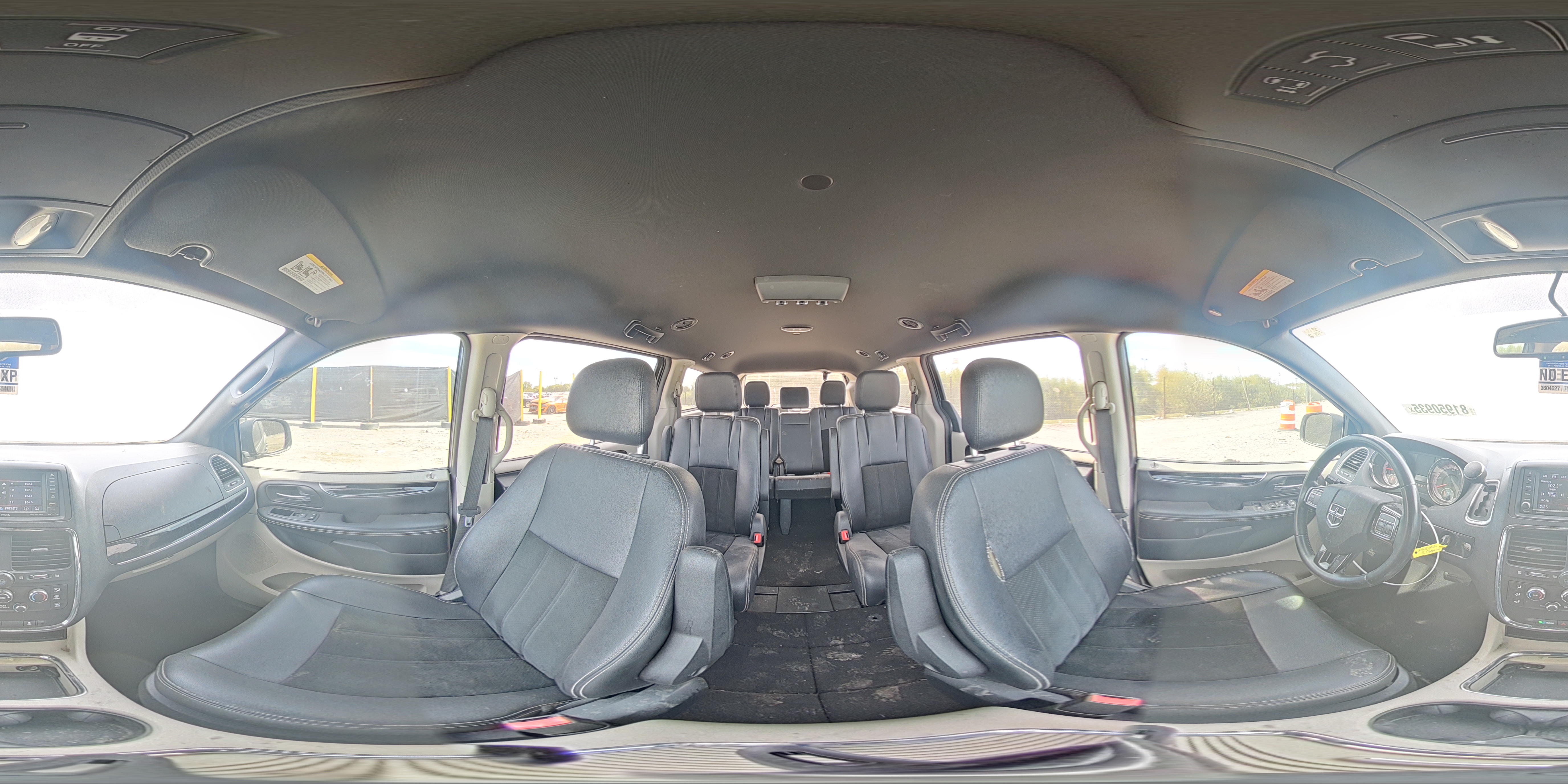 2018 Dodge Grand Caravan Sxt VIN: 2C4RDGCG4JR250071 Lot: 81950935