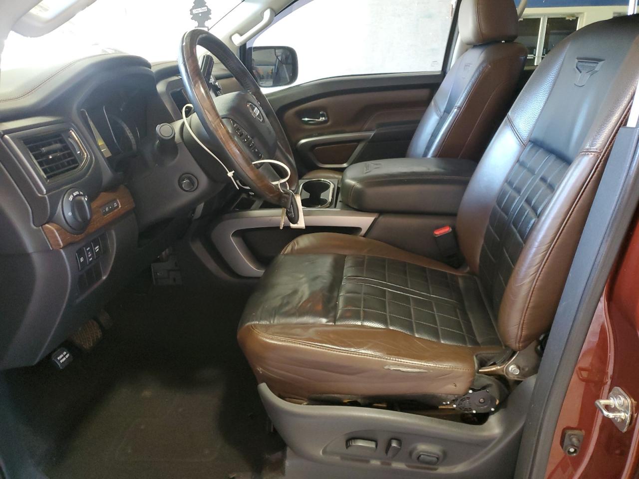 2017 Nissan Titan Sv VIN: 1N6AA1E64HN500128 Lot: 82186495