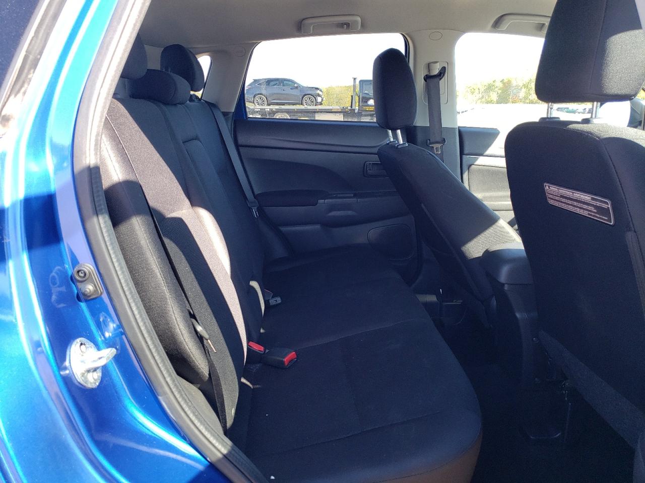 2015 Mitsubishi Outlander Sport Es VIN: 4A4AP3AUXFE012437 Lot: 82386175