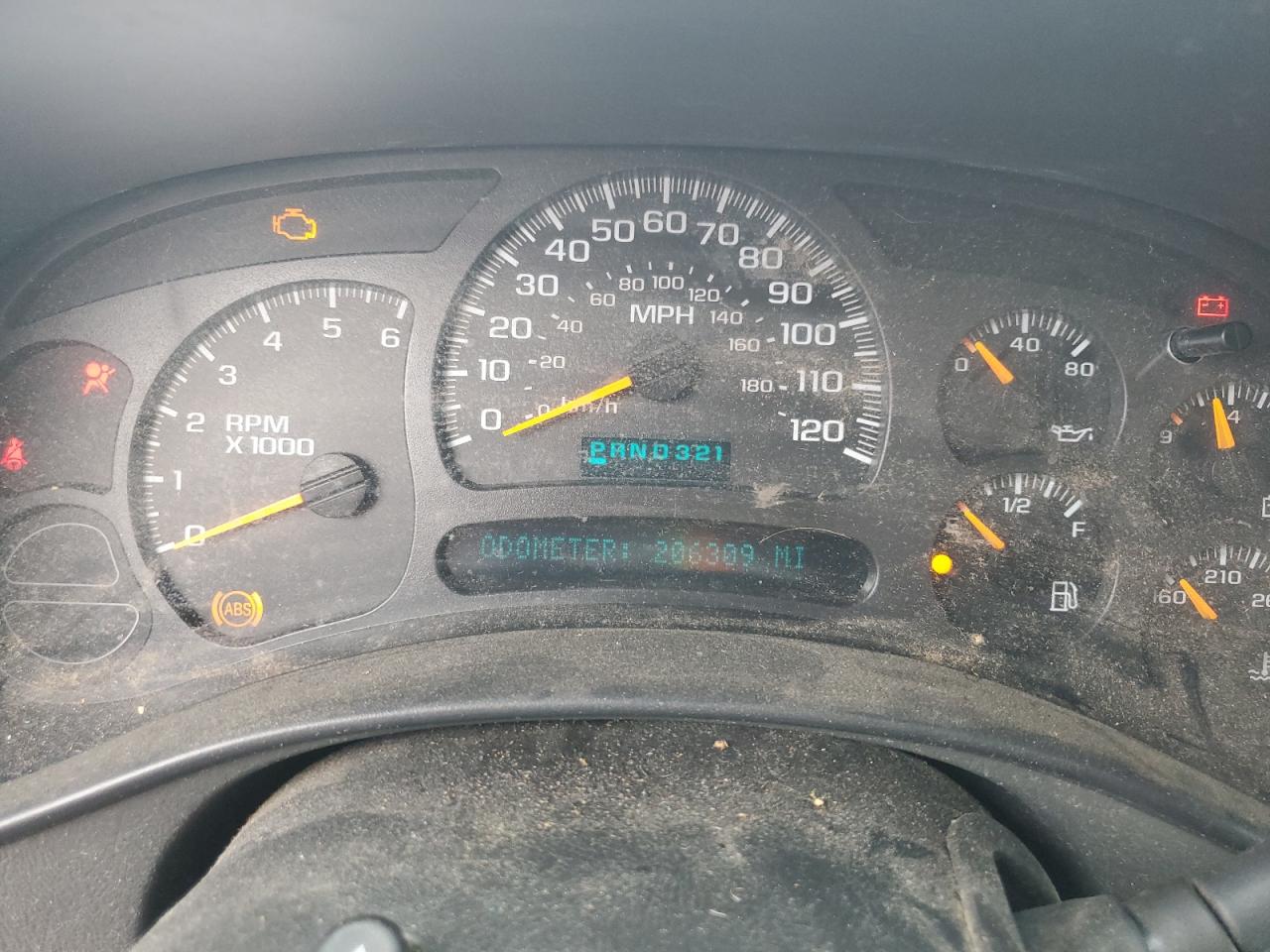 2004 Chevrolet Silverado C1500 VIN: 2GCEC13T041415726 Lot: 81905545