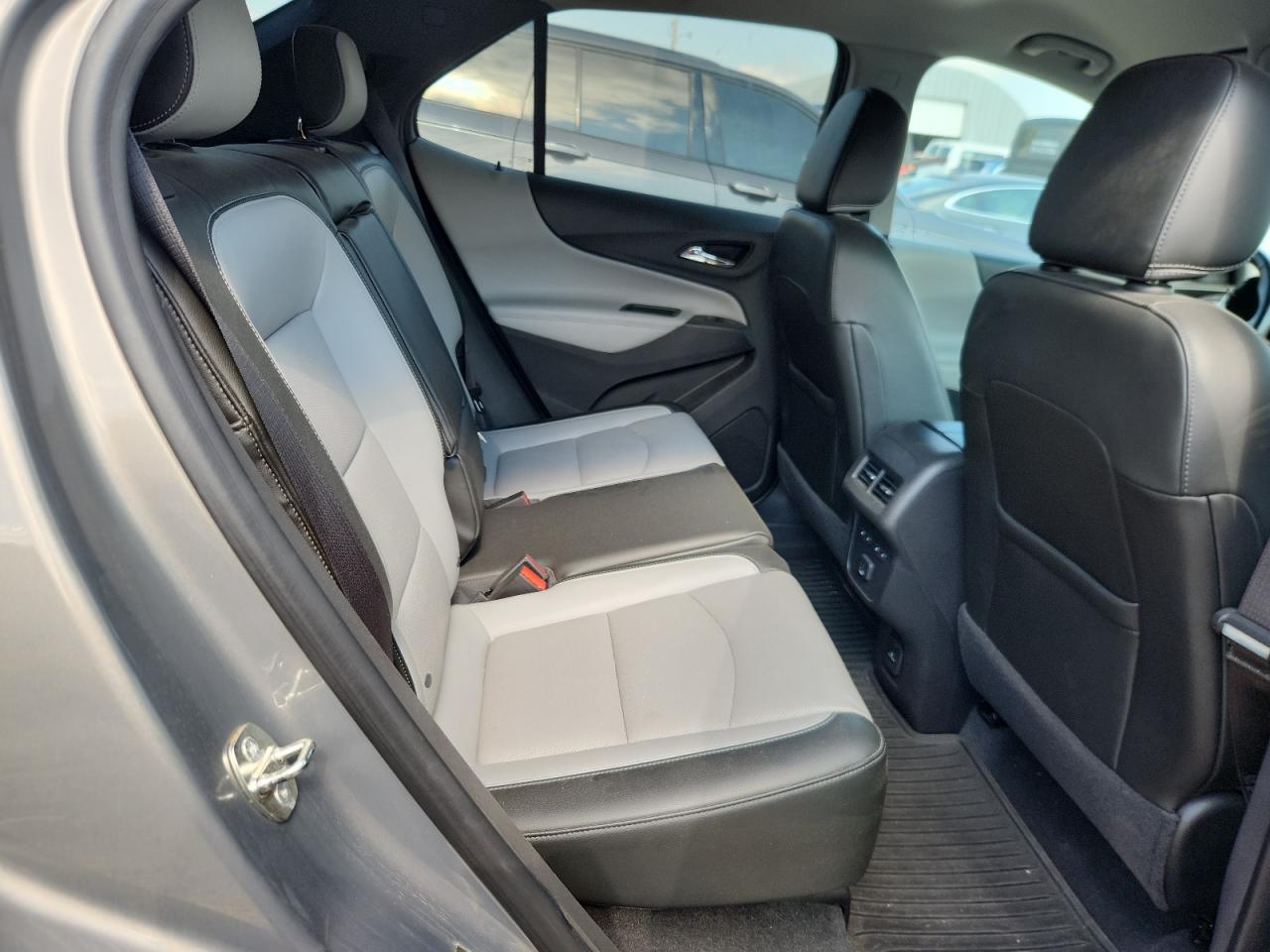 2019 Chevrolet Equinox Premier VIN: 3GNAXNEV9KS517849 Lot: 85884525