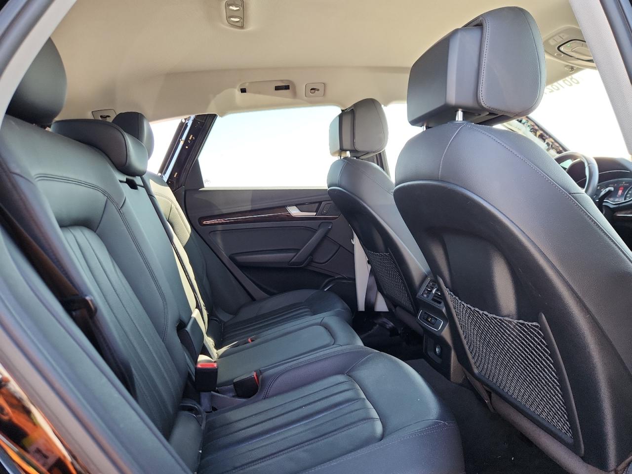 2020 Audi Q5 Premium VIN: WA1ANAFY0L2043586 Lot: 86182735