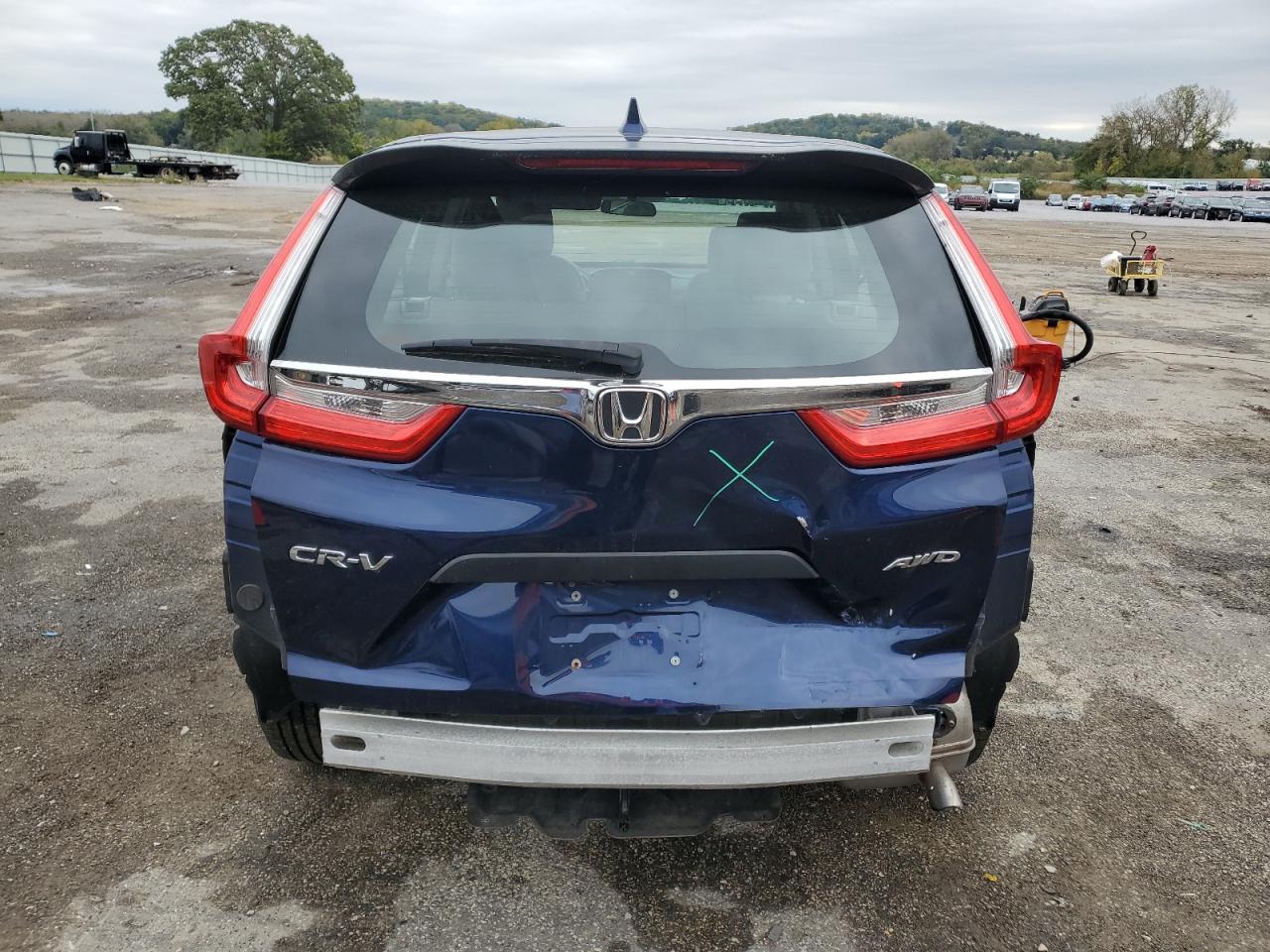 2018 Honda Cr-V Lx VIN: 2HKRW6H32JH217139 Lot: 86284325