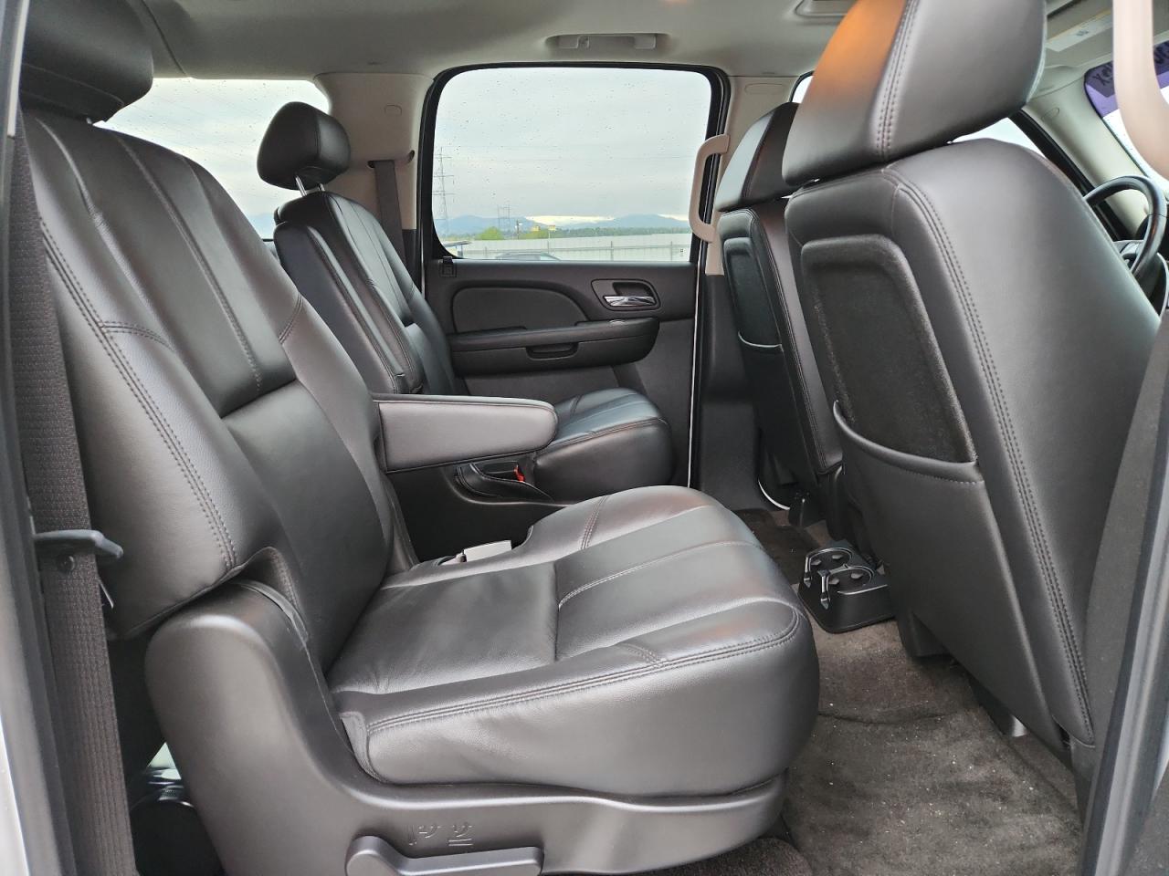 2009 Chevrolet Suburban K1500 Lt VIN: 1GNFK26349R168662 Lot: 80364495