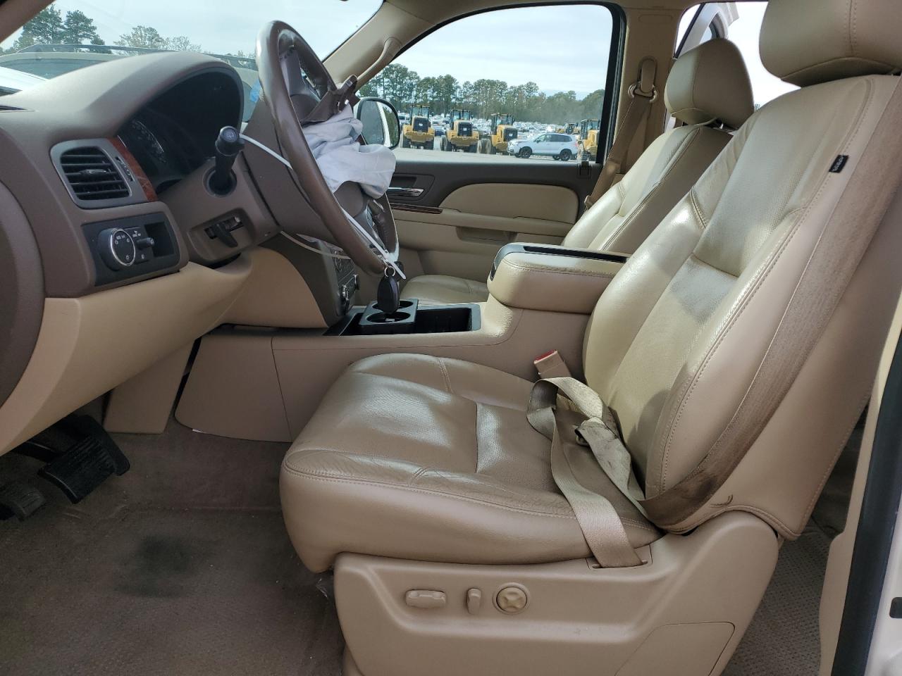 2011 GMC Yukon Xl C1500 Slt VIN: 1GKS1KE05BR274128 Lot: 86179855