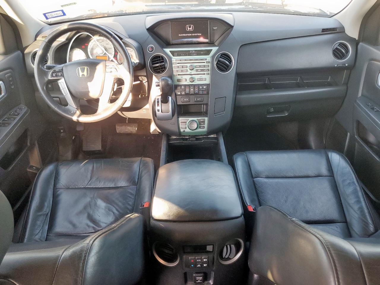 2011 Honda Pilot Touring VIN: 5FNYF4H96BB025422 Lot: 82412325