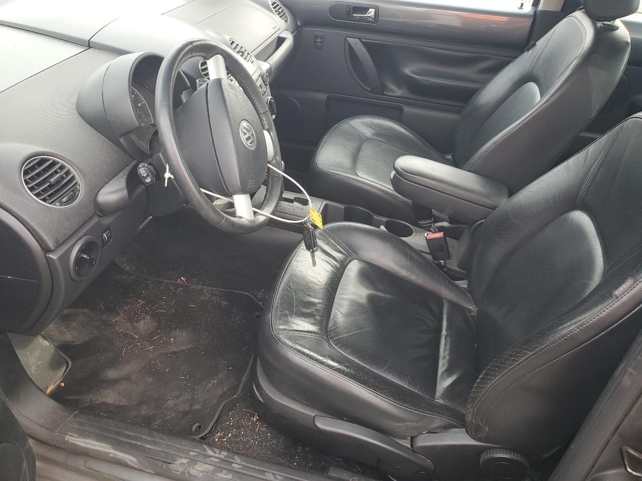 2007 Volkswagen New Beetle 2.5L Option Package 2 VIN: 3VWSW31C77M516412 Lot: 82282505