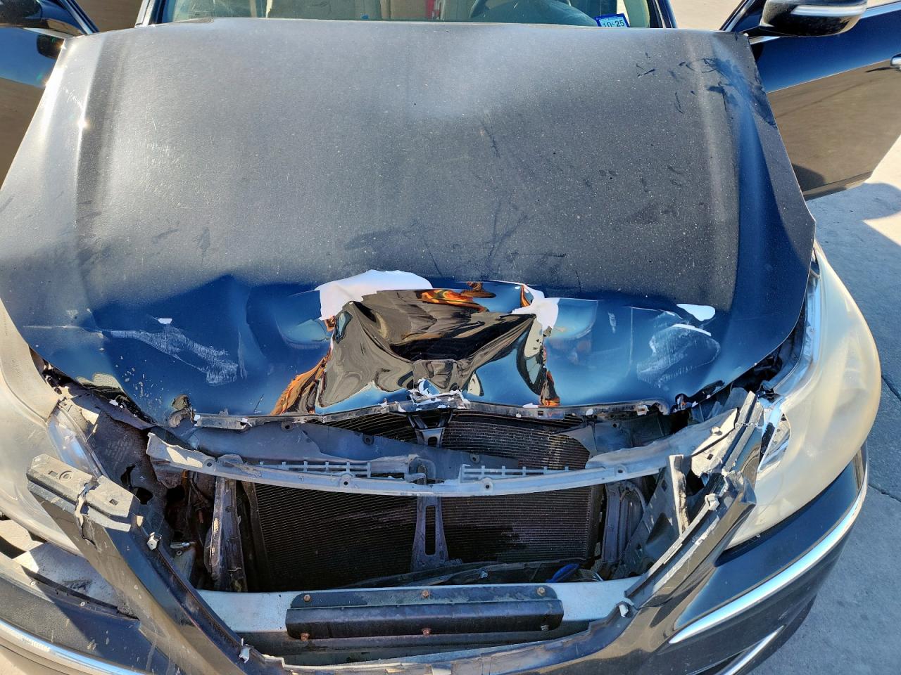 2013 Hyundai Genesis 3.8L VIN: KMHGC4DD2DU239151 Lot: 90809285