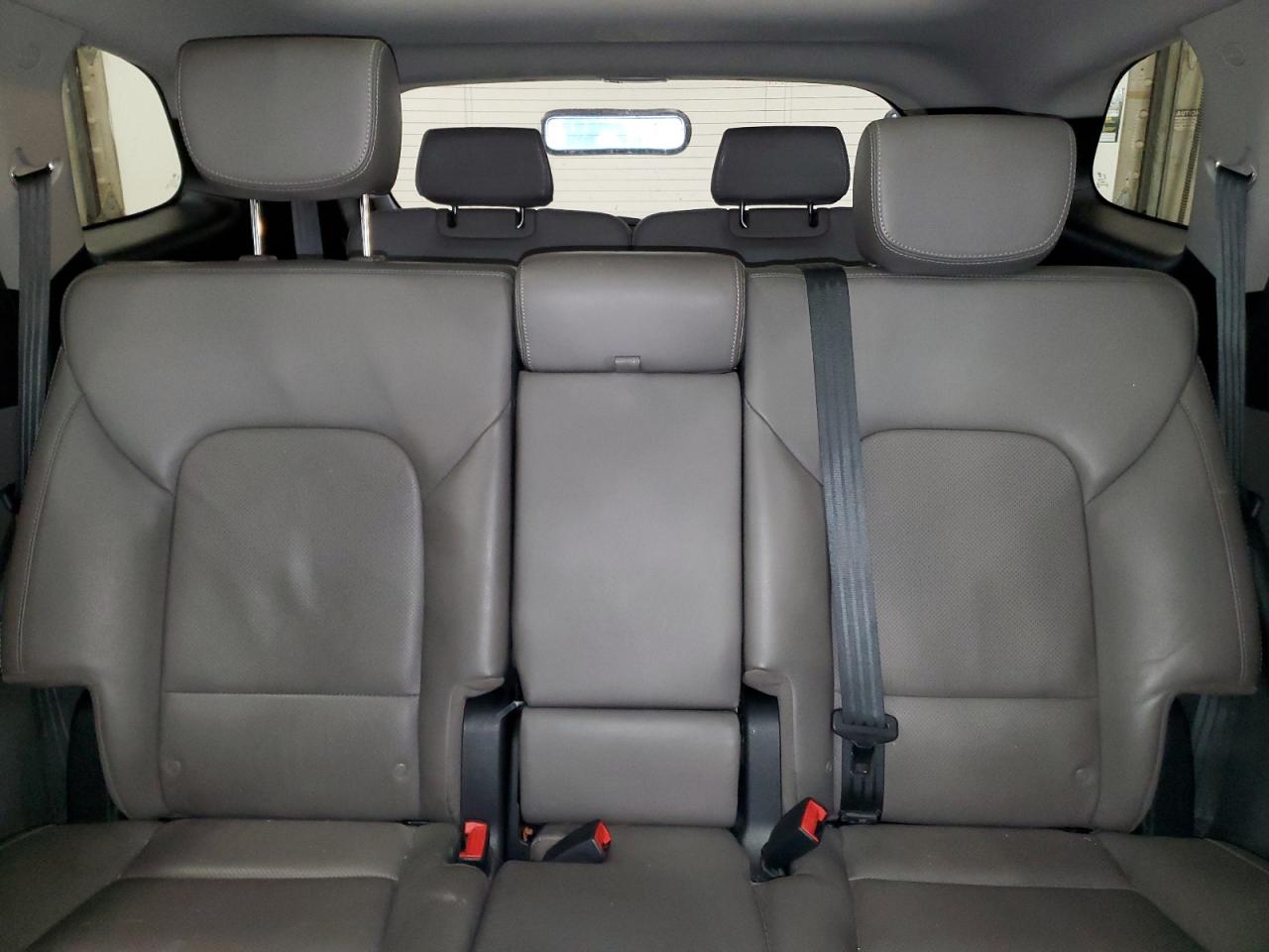 2016 Hyundai Santa Fe Se Ultimate VIN: KM8SRDHF0GU148727 Lot: 82339985