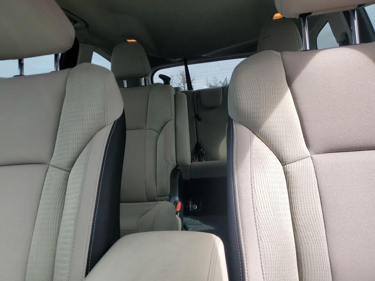 2019 Subaru Ascent Premium VIN: 4S4WMAFDXK3412745 Lot: 85864115