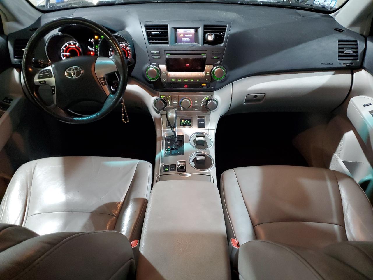 2011 Toyota Highlander Base VIN: 5TDBK3EH6BS060125 Lot: 86057615