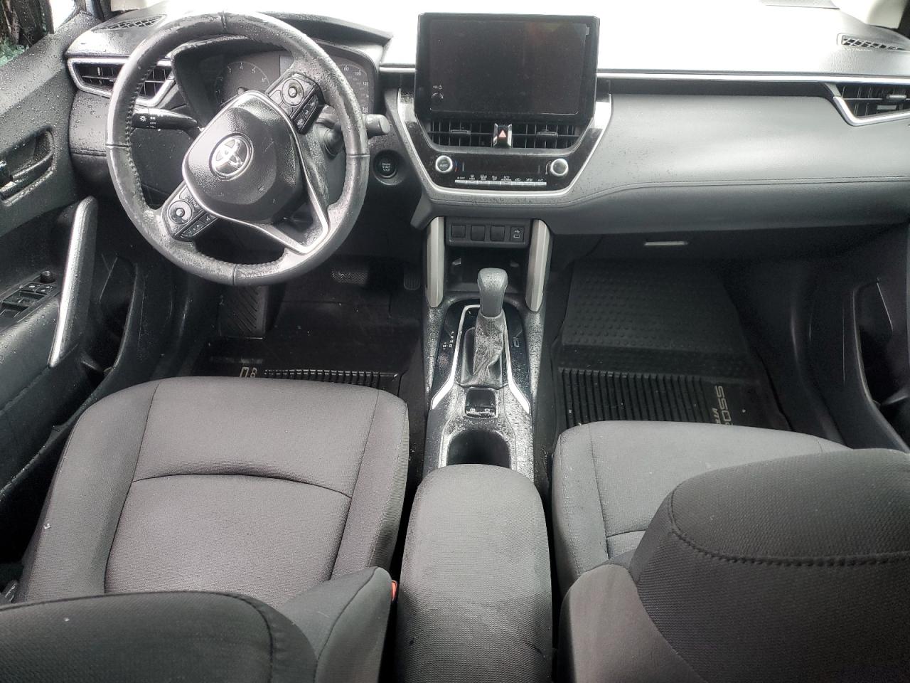 2024 Toyota Corolla Cross Le VIN: 7MUCAABG1RV098045 Lot: 84884185